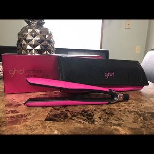 GHD Platinum Straightener